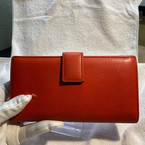 Gucci authentic pre owned reddish/orange pebble leather long wallet - - Picture 3 of 9